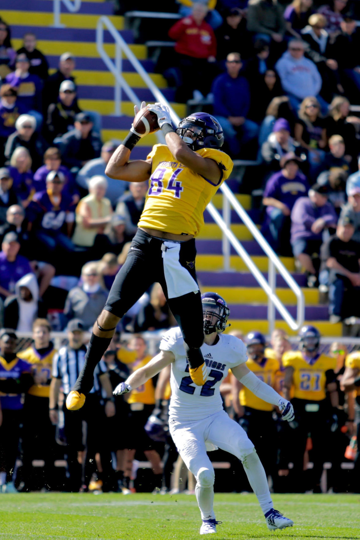 Winona State Football vs Mankato